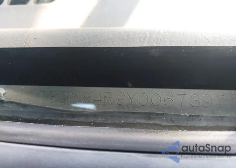 2000 Toyota 4Runner z USA, uszkodzony, nr VIN JT3GM84R9Y0067397